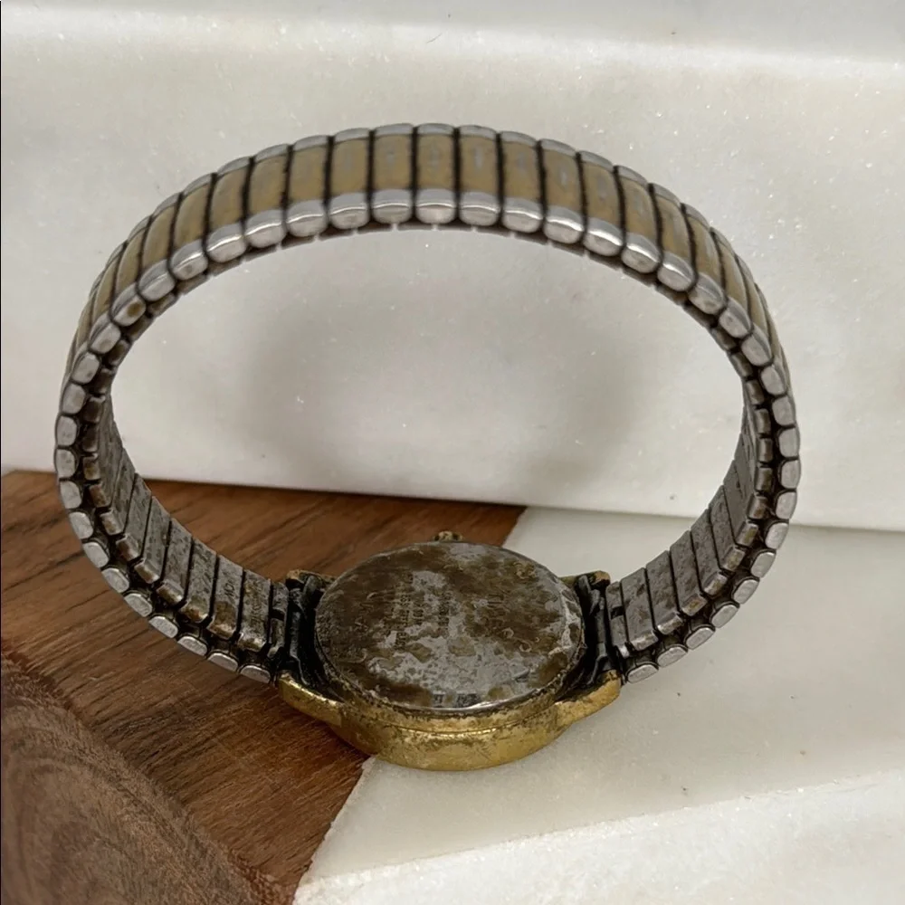Vintage 1970s Timex Electronic Women's Watch Untested Clean battery In Box LotW1